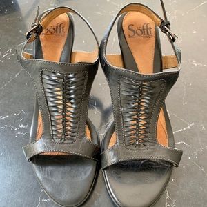 Black leather Sofft sandals